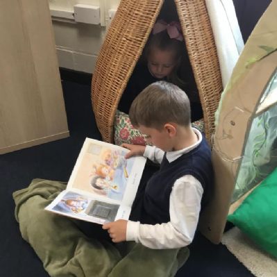 Reading buddies with Reception